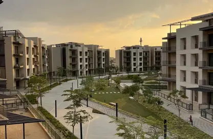 Apartment - 2 Bedrooms - 3 Bathrooms for sale in Six West - Beverly Hills - Sheikh Zayed Compounds - Sheikh Zayed City - Giza
