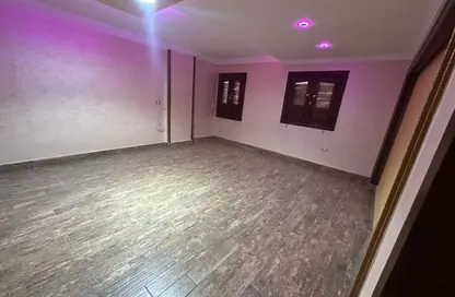 Apartment - 3 Bedrooms - 3 Bathrooms for rent in Zahraa El Maadi - Hay El Maadi - Cairo