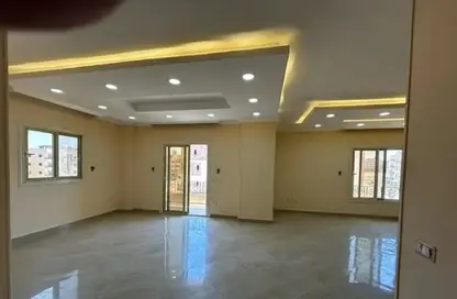 شقة - 3 غرف نوم - 3 حمامات للايجار في عمارات الاندلس - حى الاندلس - مدينة القاهرة الجديدة - القاهرة