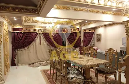 شقة - 3 غرف نوم - 3 حمامات للبيع في شارع بورسعيد - العيني - حي السيده زينب - القاهرة