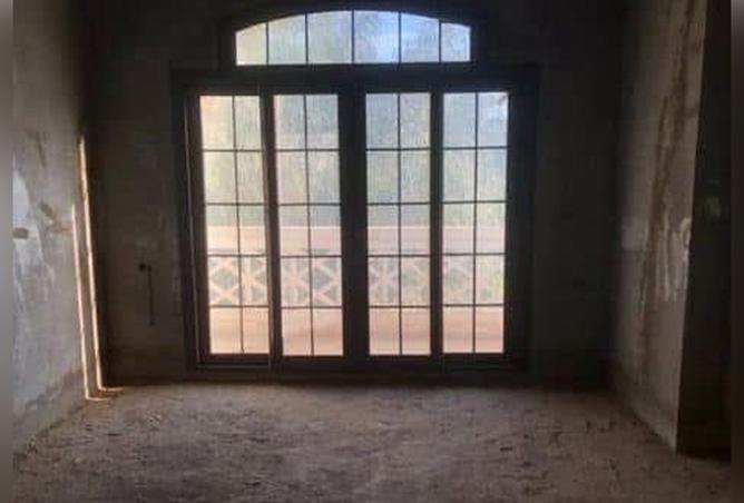 8125997 - Property Image 2