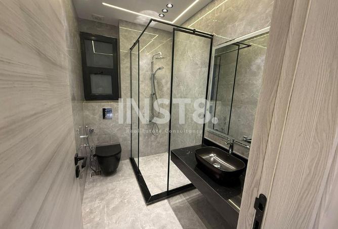 8373610 - Property Image 2