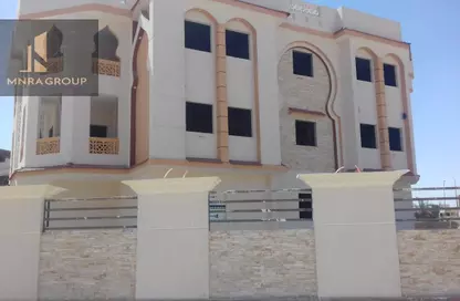 Whole Building - Studio for sale in Makkah Al Mokarama St. - West Somid - 6 October City - Giza