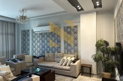 شقة - 3 غرف نوم - 2 حمامات للايجار في لازورد - الحي الثامن - الشيخ زايد - الجيزة