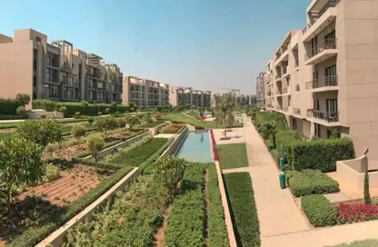 Apartment - 3 Bedrooms - 3 Bathrooms for sale in Moon Residences - Fifth Square - The 5th Settlement - New Cairo City - Cairo