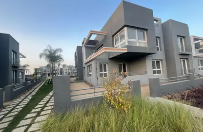 Apartment - 2 Bedrooms - 3 Bathrooms for sale in One33 - 6 October Compounds - 6 October City - Giza