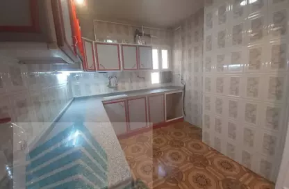شقة - 3 غرف نوم - 2 حمامات للايجار في شارع الصفاء - سموحة - حي شرق - الاسكندرية