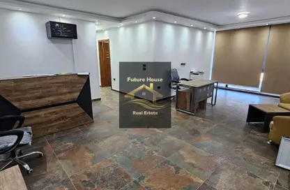 Office Space - Studio - 2 Bathrooms for rent in Rayhanah Plaza - Zahraa El Maadi - Hay El Maadi - Cairo