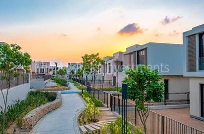 Villa - 4 Bedrooms - 3 Bathrooms for sale in Sodic East - 6th District - New Heliopolis - Cairo