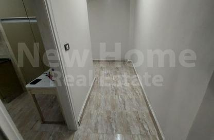 Apartment - 4 Bedrooms - 1 Bathroom for rent in Shaarawy St. - Laurent - Hay Sharq - Alexandria