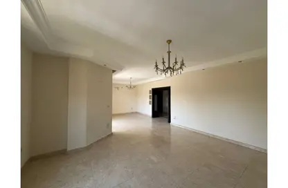 شقة - 4 غرف نوم - 3 حمامات للايجار في ذا كورت ياردز - كمبوندات الشيخ زايد - الشيخ زايد - الجيزة