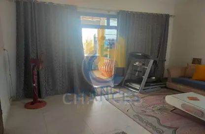 Roof - 3 Bedrooms - 2 Bathrooms for sale in Street 17 - District 1 - The 5th Settlement - New Cairo City - Cairo