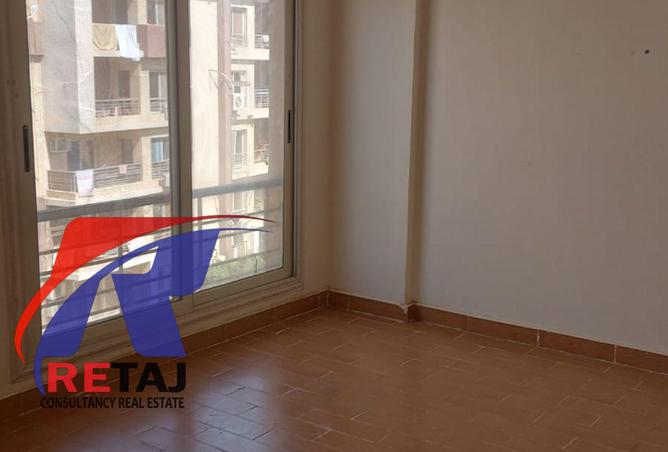 8274954 - Property Image 2