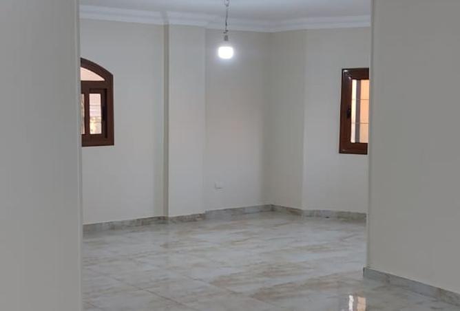 8204760 - Property Image 2