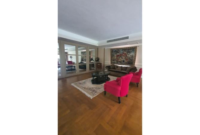 8061591 - Property Image 2
