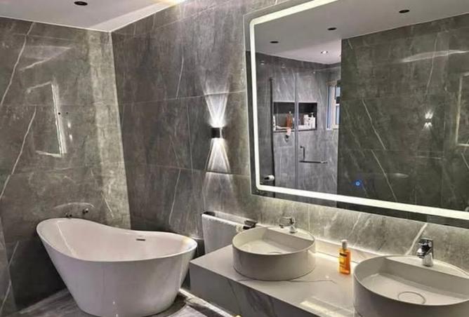 8211636 - Property Image 3