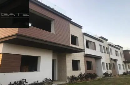 Townhouse - 5 Bedrooms - 4 Bathrooms for sale in Azzar 2 - 5th Settlement Compounds - The 5th Settlement - New Cairo City - Cairo