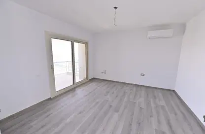 Duplex - 3 Bedrooms - 3 Bathrooms for sale in New Giza - Cairo Alexandria Desert Road - 6 October City - Giza