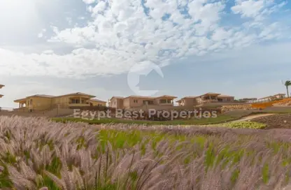 Villa - 4 Bedrooms - 4 Bathrooms for sale in Levana - Uptown Cairo - Mokattam - Cairo