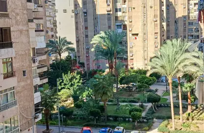 شقة - 2 غرف نوم - 1 حمام للايجار في مصطفي كامل - حي شرق - الاسكندرية