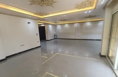 Apartment - 3 Bedrooms - 3 Bathrooms for sale in Abdel Razek Al Sanhouri St. - 6th Zone - Nasr City - Cairo
