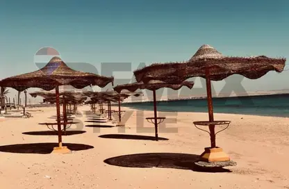 شاليه - 2 غرف نوم - 1 حمام للبيع في جولدن بيتش 1 - رأس سدر - محافظة جنوب سيناء