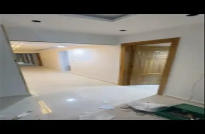Office Space - Studio - 3 Bathrooms for rent in Aswan Square - Al Agouza - Giza