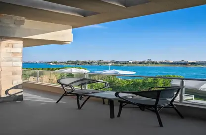 Chalet - 2 Bedrooms - 2 Bathrooms for sale in Marina 5 - Marina - Al Alamein - North Coast