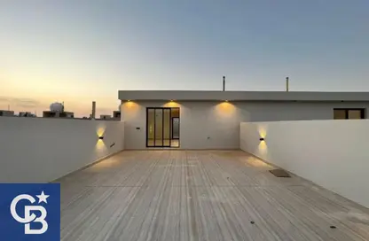 Penthouse - 4 Bedrooms - 3 Bathrooms for sale in Mountain View iCity - 5th Settlement Compounds - The 5th Settlement - New Cairo City - Cairo