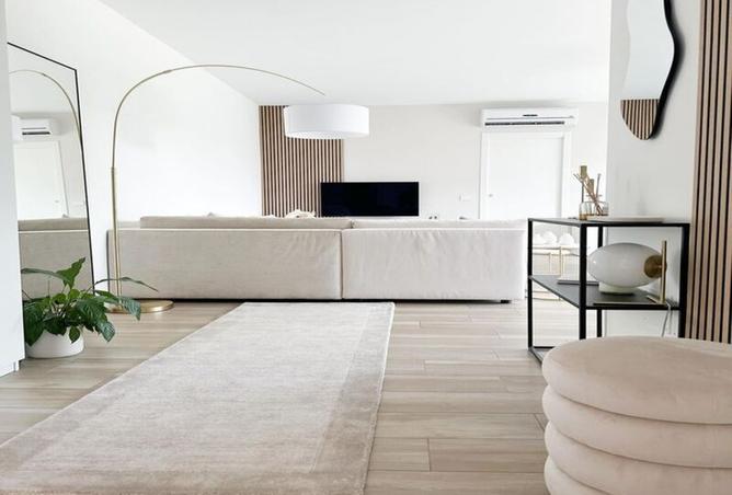8098076 - Property Image 2