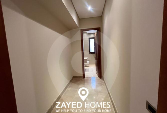 8212494 - Property Image 2