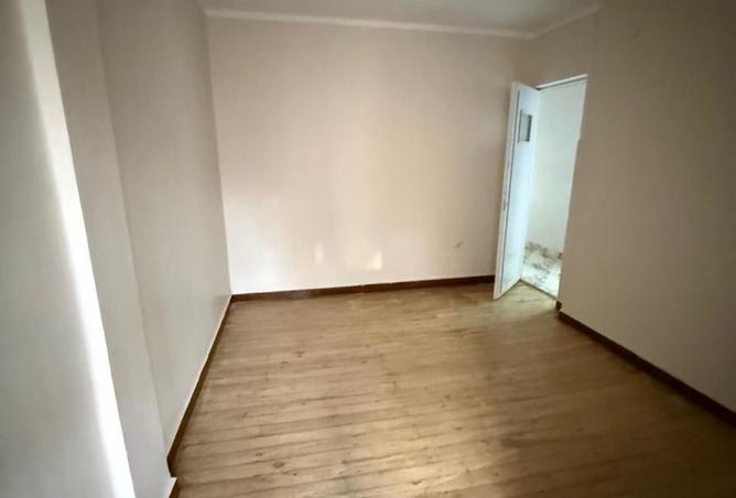 8273986 - Property Image 2