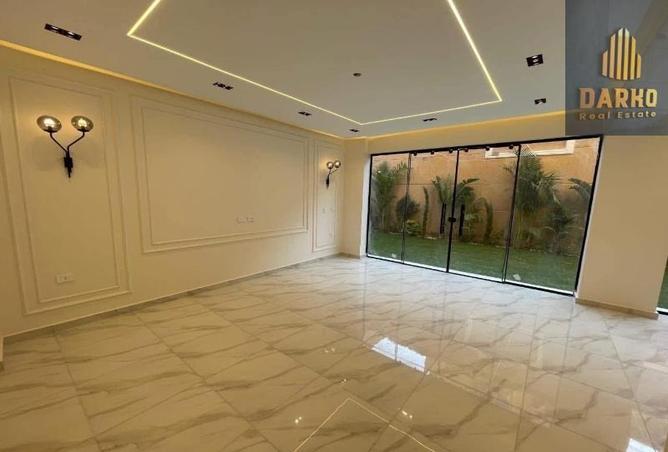 8422006 - Property Image 3