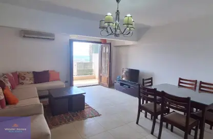 Apartment - 2 Bedrooms - 1 Bathroom for rent in Sarayat Al Maadi - Hay El Maadi - Cairo