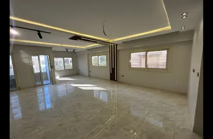 Apartment - 3 Bedrooms - 3 Bathrooms for rent in West Golf - El Katameya Compounds - El Katameya - New Cairo City - Cairo