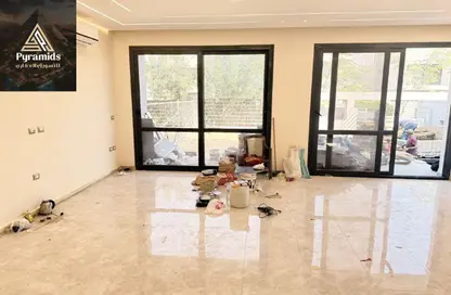 تاون هاوس - 3 غرف نوم - 4 حمامات للايجار في باتيو الزهراء - كمبوندات الشيخ زايد - الشيخ زايد - الجيزة