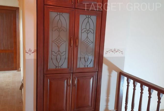 8170889 - Property Image 2