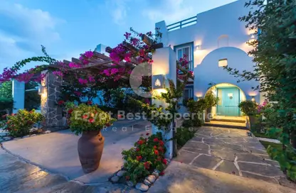 Chalet - 2 Bedrooms - 2 Bathrooms for sale in Mountain View - Ras Al Hekma - North Coast