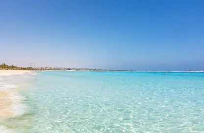 شاليه - 2 غرف نوم - 3 حمامات للبيع في هاسيندا حنيش - قسم مرسي مطروح - الساحل الشمالي
