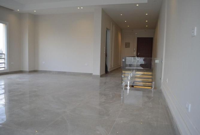 8040346 - Property Image 2