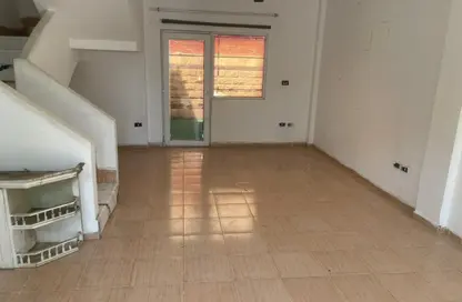 Apartment - 2 Bedrooms - 1 Bathroom for rent in 16th District - Sheikh Zayed City - Giza
