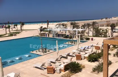 شاليه - 3 غرف نوم - 3 حمامات للبيع في سيشور - راس الحكمة - الساحل الشمالي