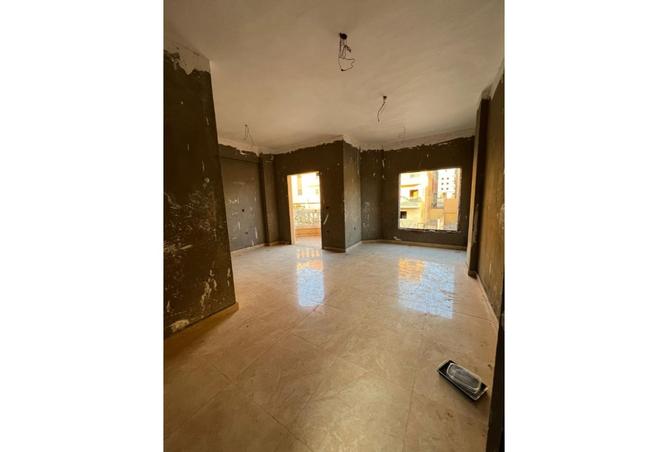 8486800 - Property Image 3