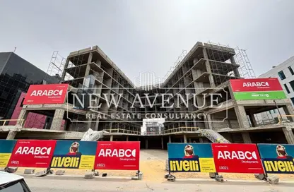 Retail - Studio - 2 Bathrooms for sale in Livelli Mall - North Teseen St. - The 5th Settlement - New Cairo City - Cairo
