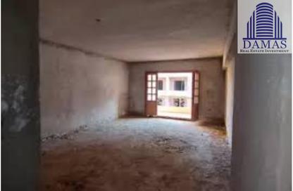 Apartment - 3 Bedrooms - 2 Bathrooms for sale in New Narges - New Cairo City - Cairo