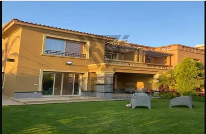 Villa - 5 Bedrooms - 4 Bathrooms for sale in Bellagio - Ext North Inves Area - New Cairo City - Cairo