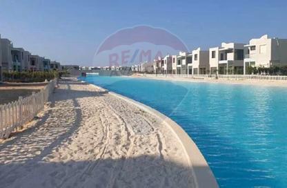 Chalet - 2 Bedrooms - 2 Bathrooms for sale in Plage - Sidi Abdel Rahman - North Coast