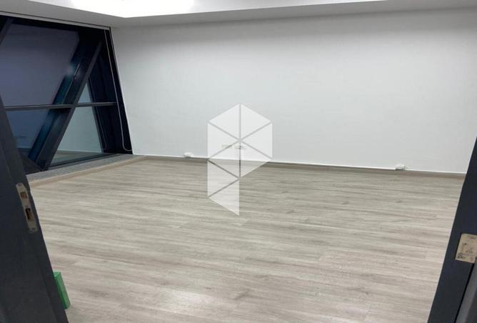 8401644 - Property Image 3