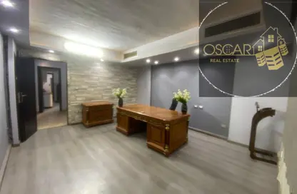 مساحات مكتبية - استوديو - 2 حمامات للايجار في شارع التحرير - عابدين - القاهرة