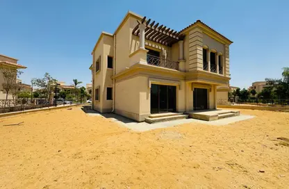 Villa - 4 Bedrooms - 6 Bathrooms for sale in Privado - Madinaty - Cairo